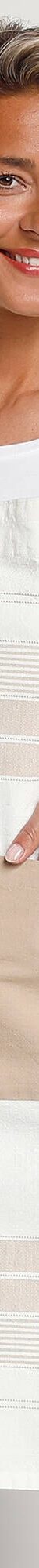 Tablier cuisine forme bavette grands carreaux (beige) Tablier cuisine forme bavette grands carreaux (beige)